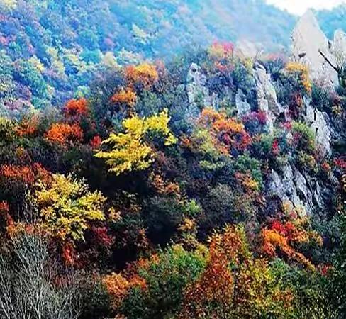 昆明可以爬的最大的山,云南必去的八大名山