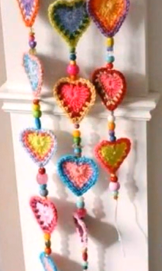 钩针编织各种墙挂花篮,钩针花环墙挂玫瑰花教程