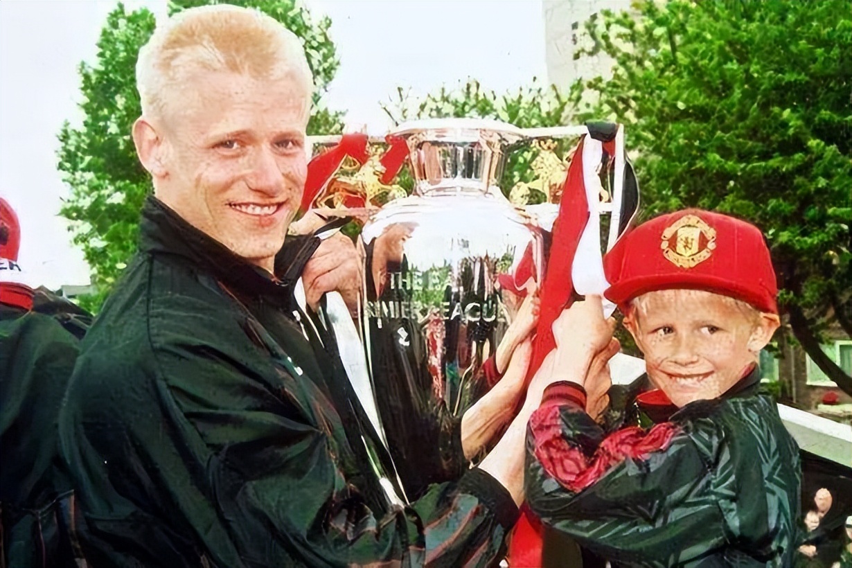 舒梅切尔父子当门将多久了,舒梅切尔父子简介