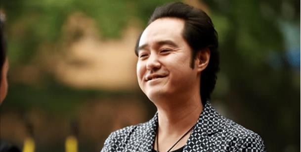 雷醒来发现自己变成了18岁，该怎么办？