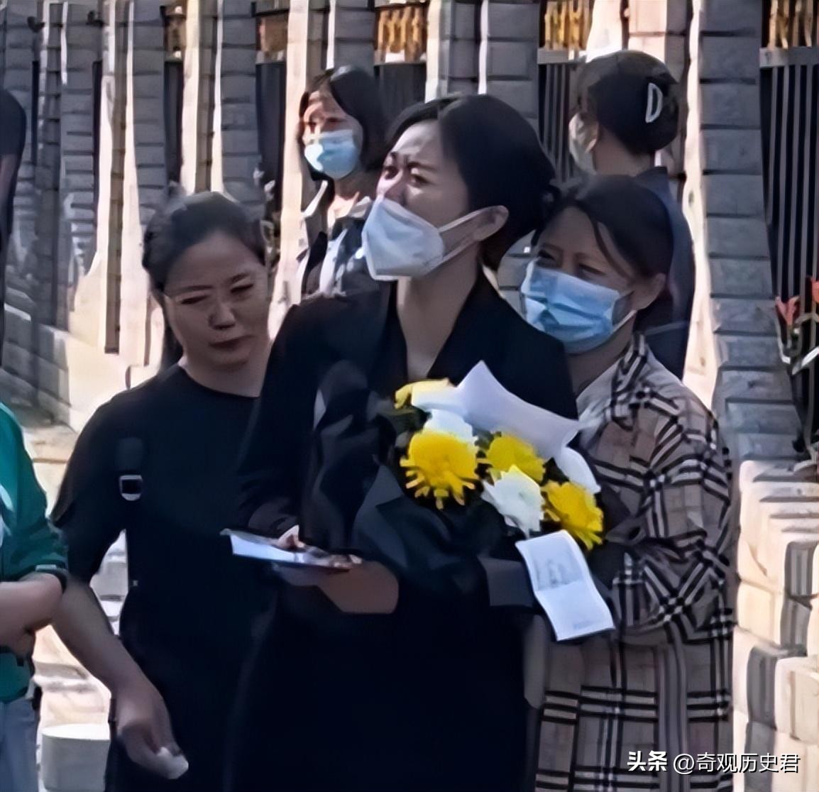 被骂惨的高三誓师女孩,高考“誓师女孩”持续遭网暴