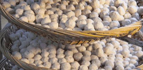 连续21年吊打厦门！这座疯狂“搞钱”的小城，藏着比三亚清净的海