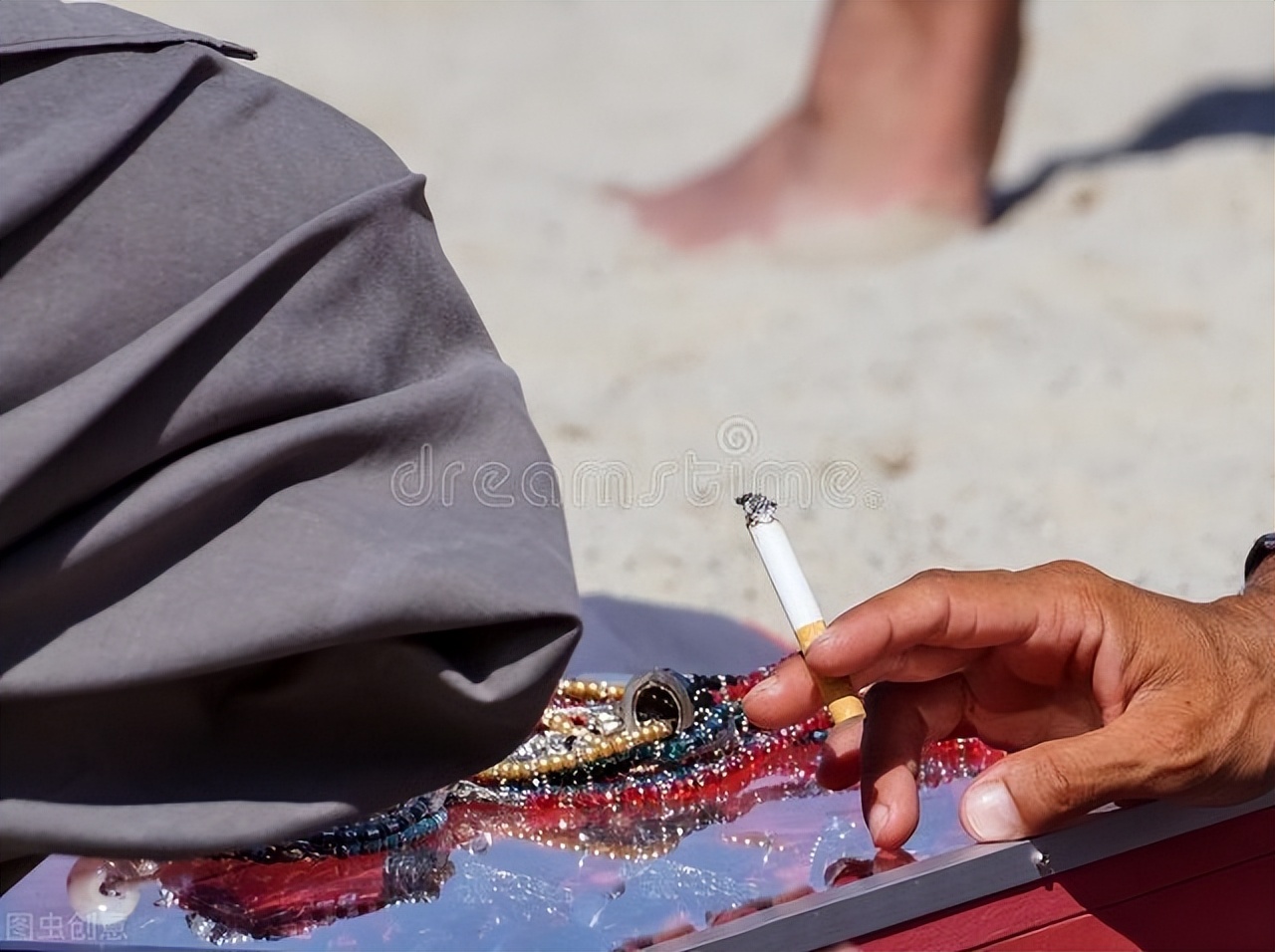 日本收购烟头有什么秘密,日本高价收购我国烟头