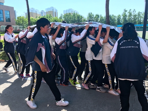 西安浐灞第一学校,西安市首批心理健康教育特色学校