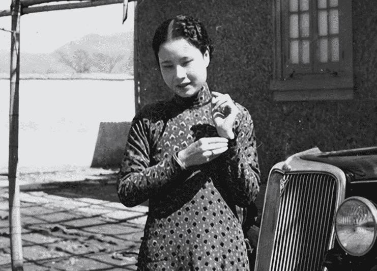 日军日记:*安妇慰**不服从管教,我很愤怒,用*刀刺**插入她的*体下**