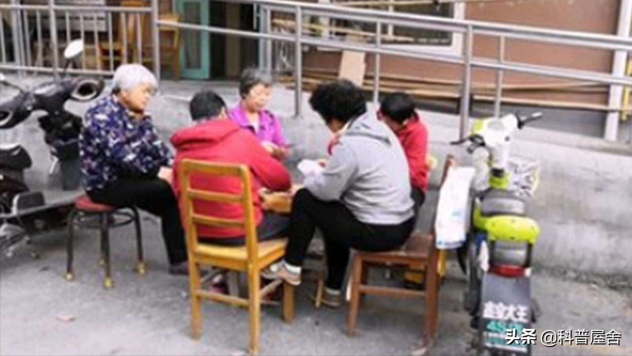 2022年父亲因30岁儿子未成家，用喝药相逼，父亲遗书：我活着丢脸