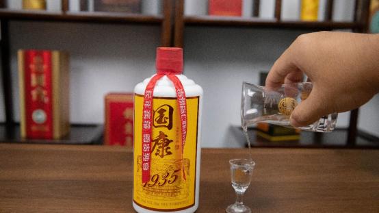 小酒坊的“自酿酒”还能喝吗？以前大家趋之若鹜，为何现在不买了
