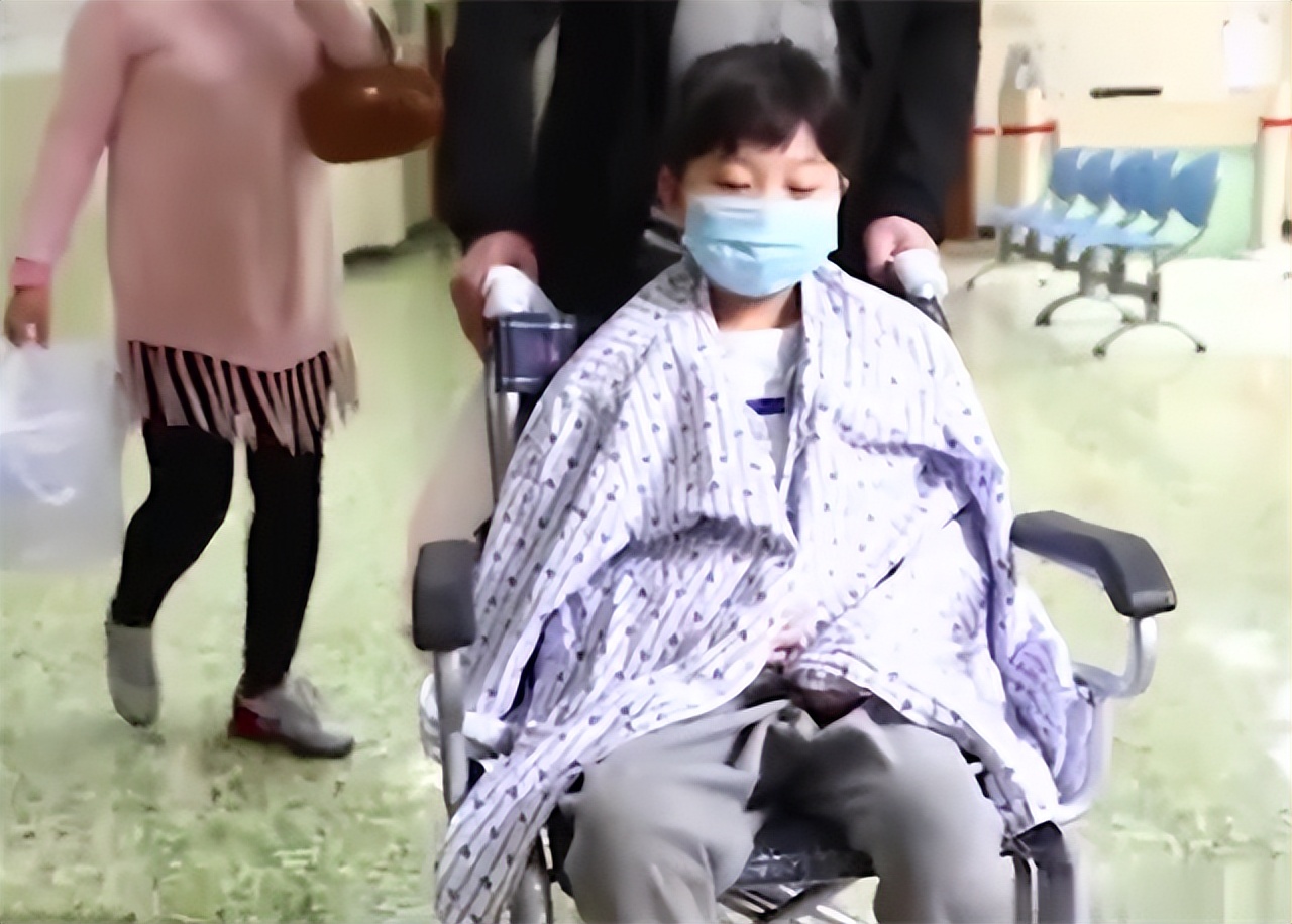 8岁女孩捐骨髓的现状,小女孩捐骨髓后续