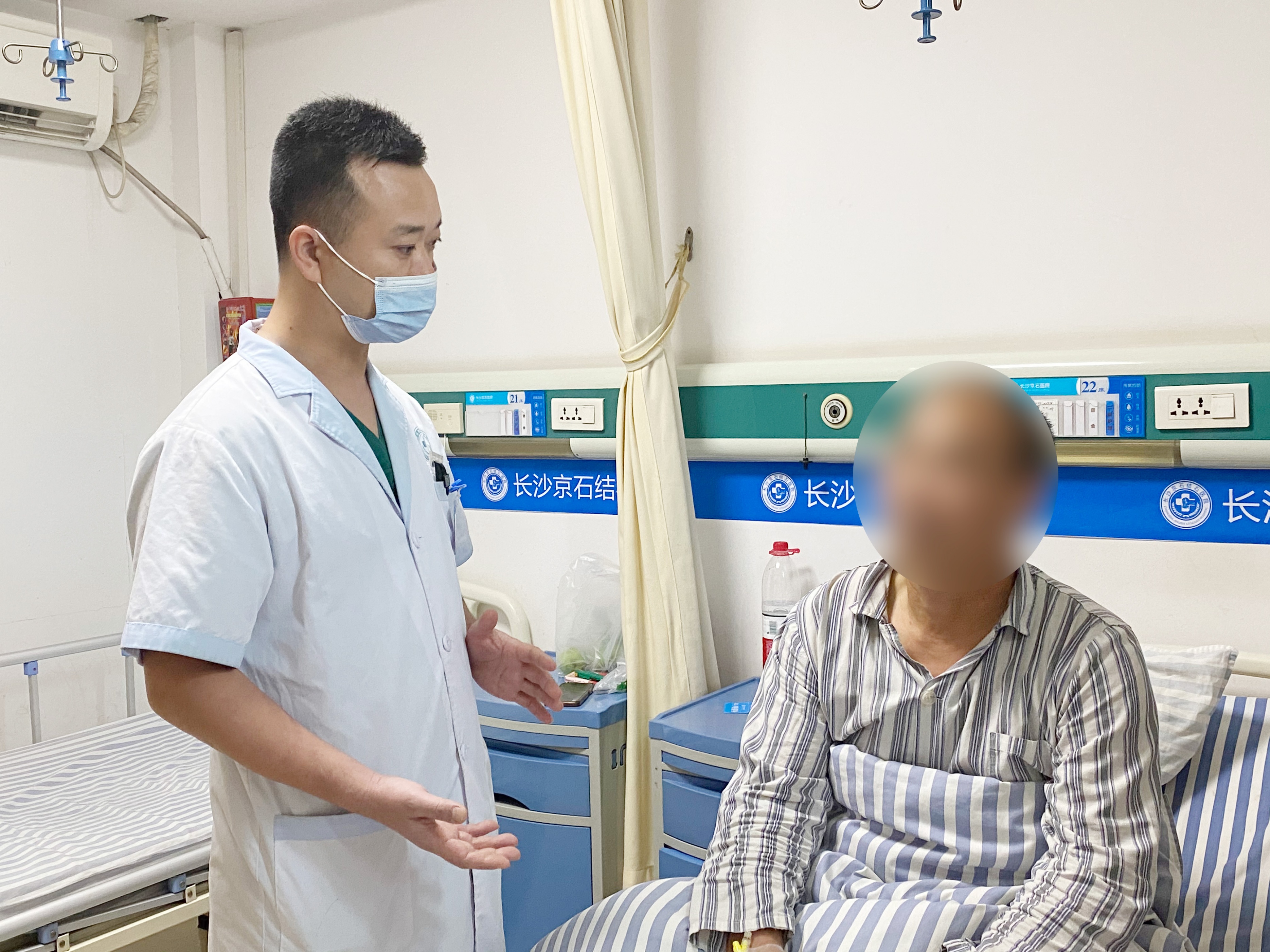 男子医院诊断中暑,浙江男子以为自己中暑