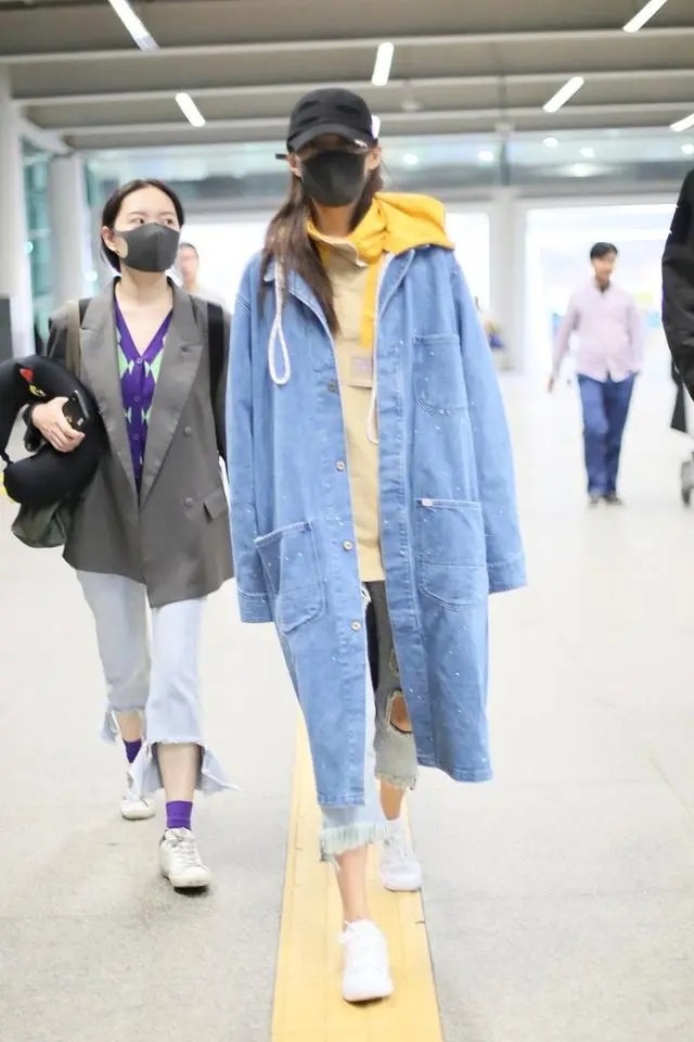 关晓彤穿衣服不好看的原因,关晓彤穿衣风格有多胆大