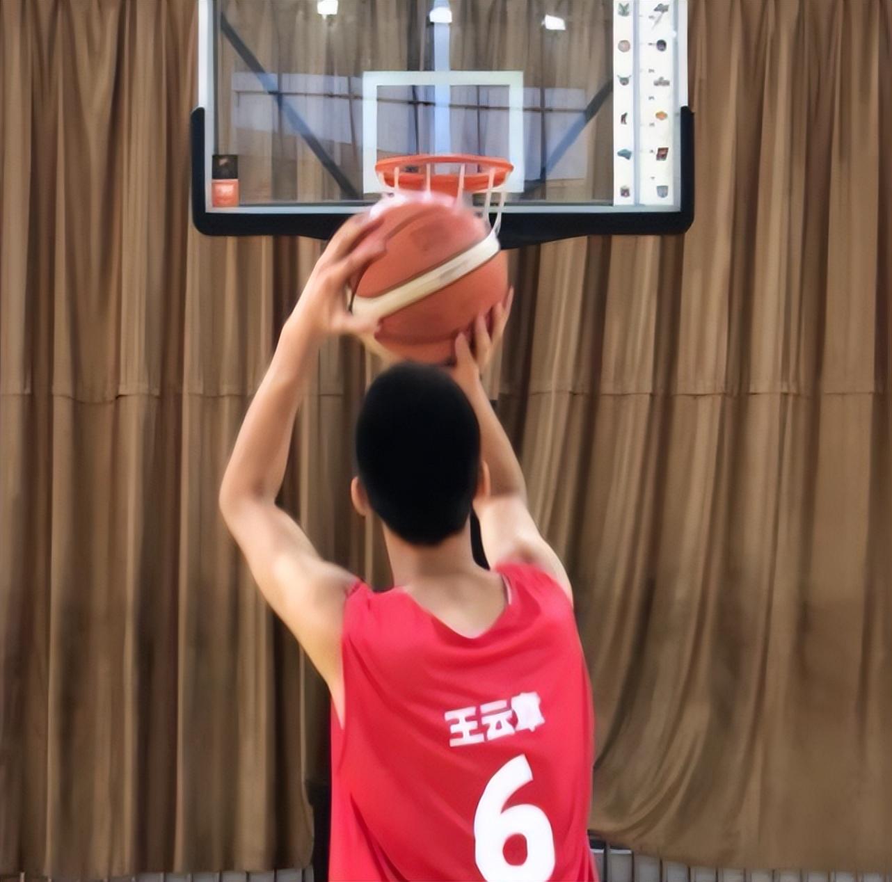 中国男篮前国手:成名后私生活混乱,导致前女友感染HPV