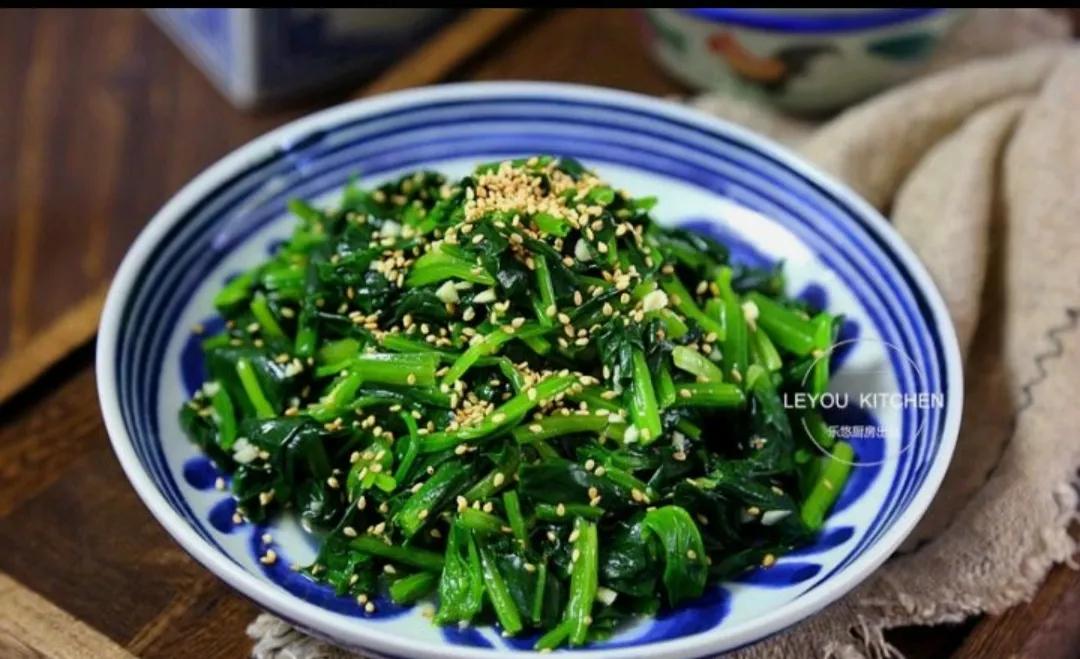 一滴香油作用,一滴香油解决便秘