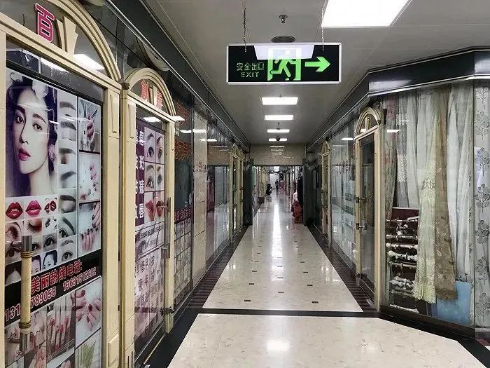 何日君再来店铺,何日君再来是哪个时代的歌