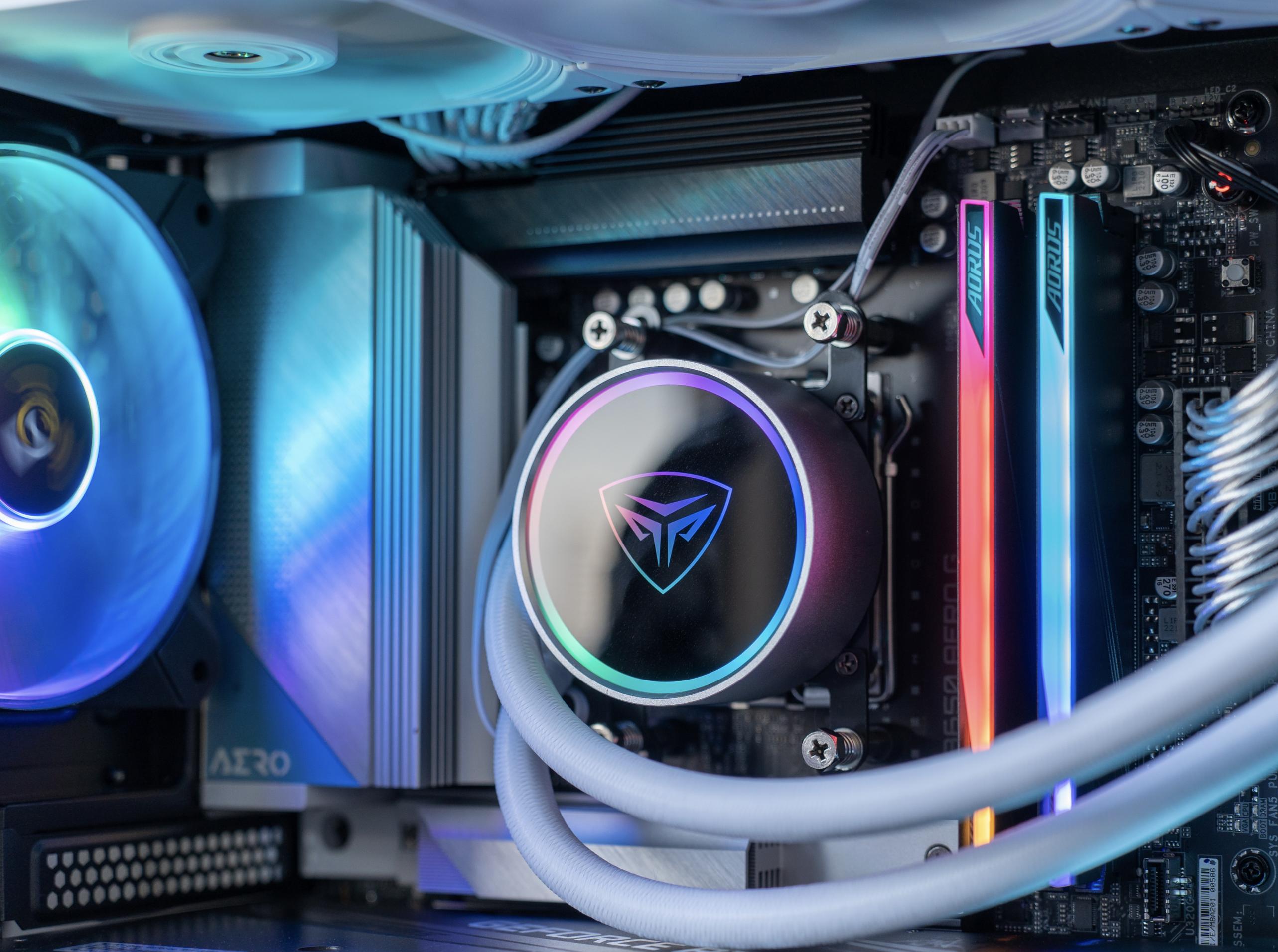 技嘉b660魔鹰和雪鹰b660主板,技嘉b650雪鹰评测