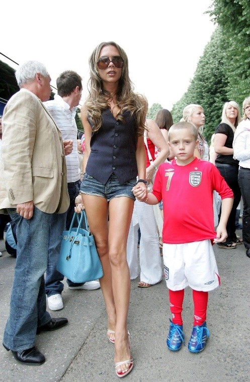 维多利亚英国世界杯,06世界杯英格兰贝克汉姆下场