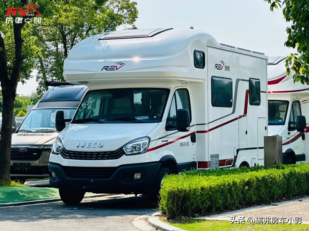 瑞弗v800房车二手,瑞弗v800房车双拓展多少钱一台