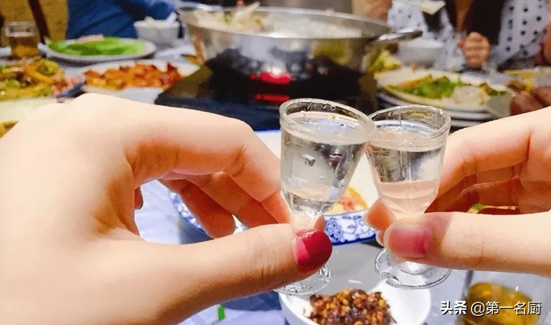 如何避免酒局上敬酒紧张,酒局上轮到你敬酒怎么办