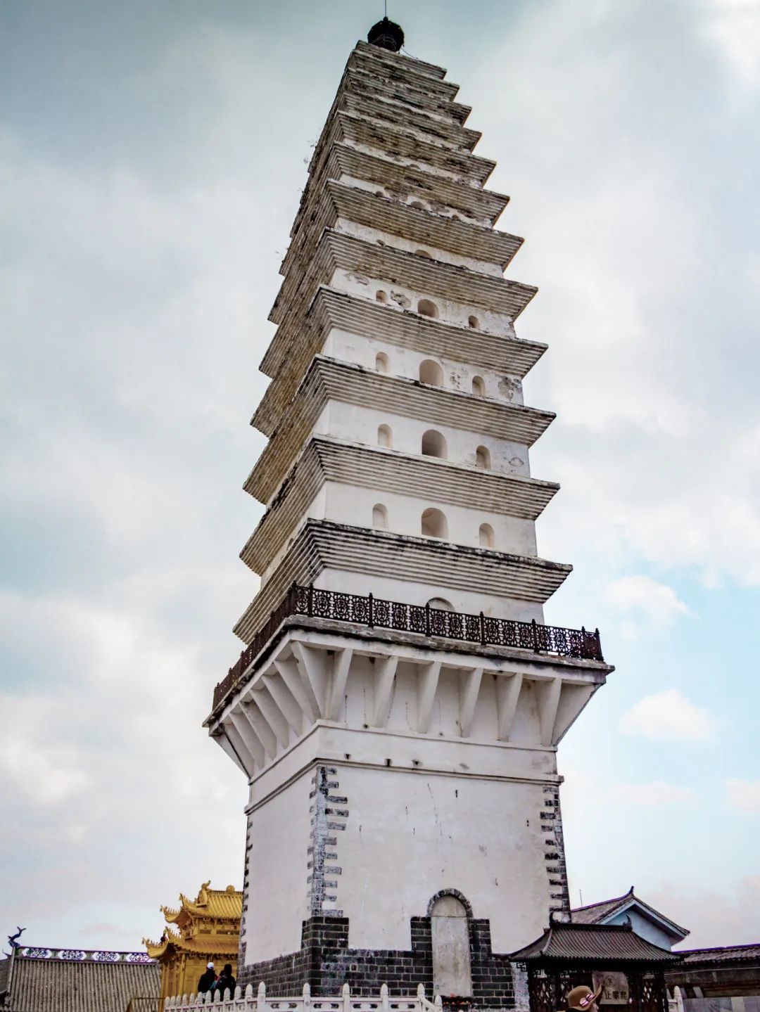 大理鸡足山禅宗发源地,大理鸡足山未解之谜