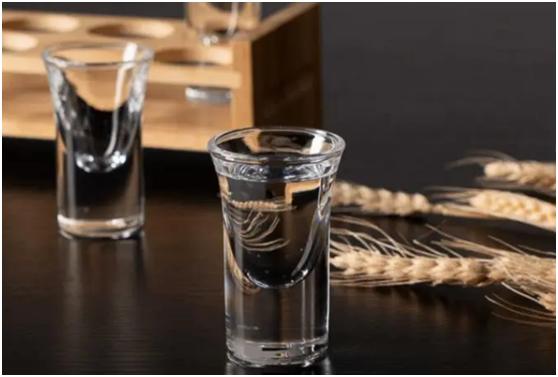 纯酿散酒的危害,街边散酒是粮食酒吗