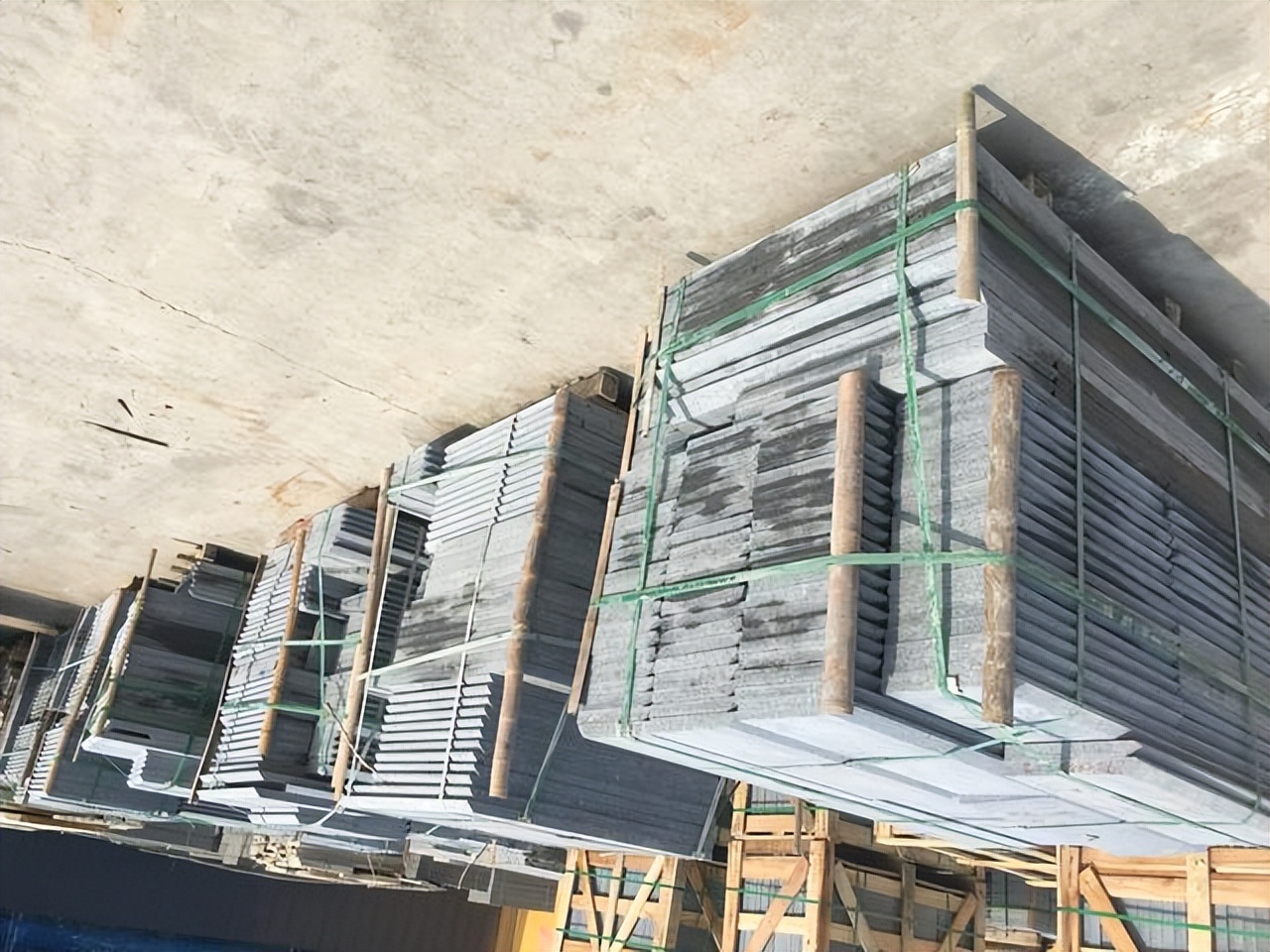 石材有哪些作用,建筑用石材是天然的吗