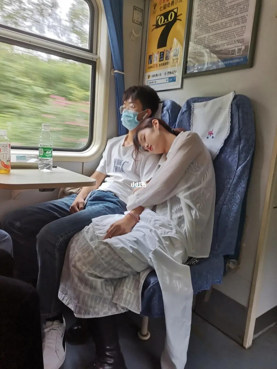 12306火车票怎么购买下铺,12306预售时怎么直接买下铺