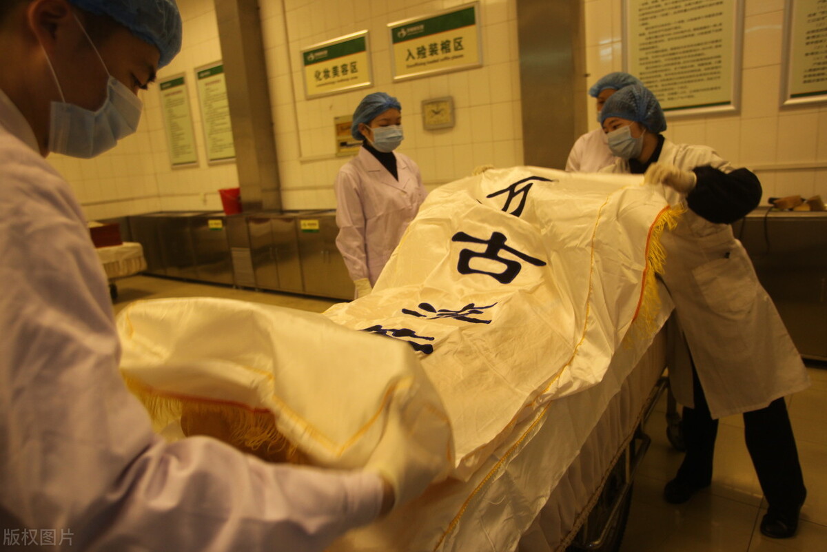 人死了需要花多少钱,人死了要花多少费用