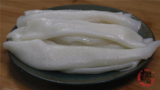 用大米打碎做凉皮的方法,破壁机打米浆可以做凉皮吗