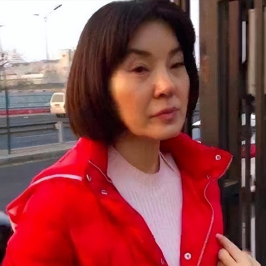 从红极一时到落魄的女星,从爆红到无人问津的歌手