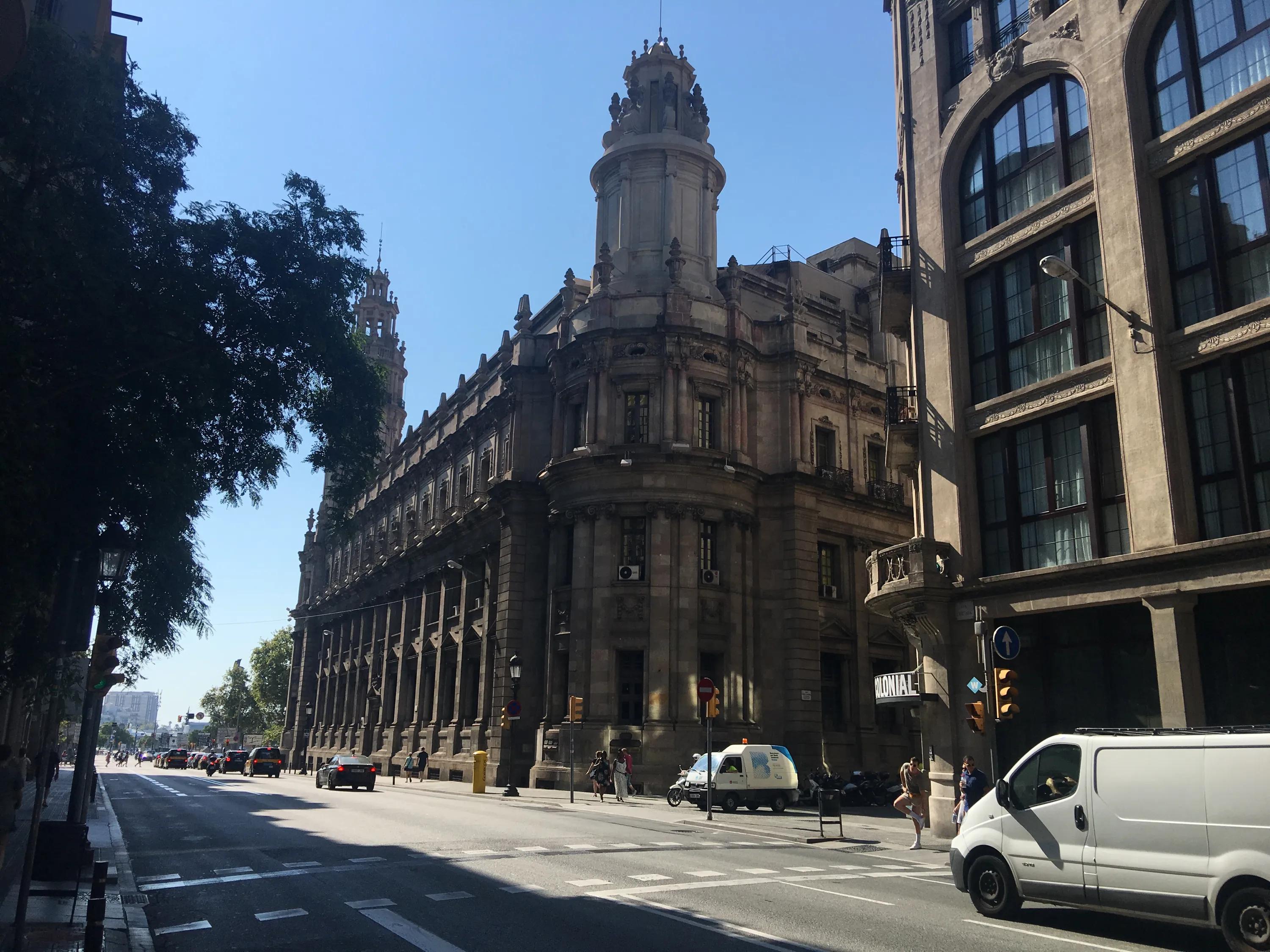 西班牙巴塞罗那全攻略,西班牙自由行马德里游攻略