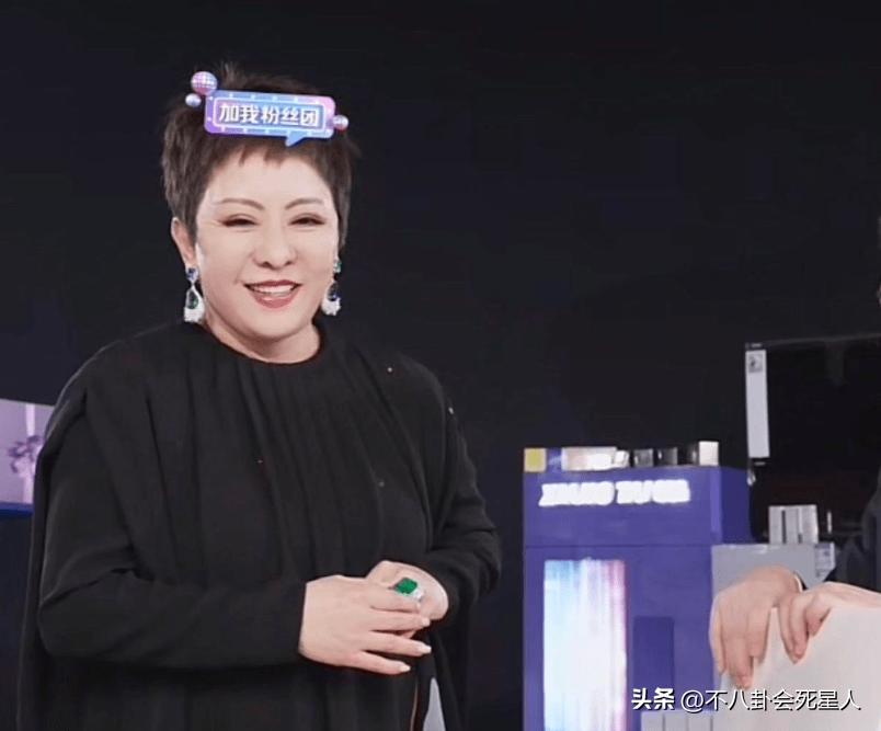 向太张兰对比,向太和张兰的对比