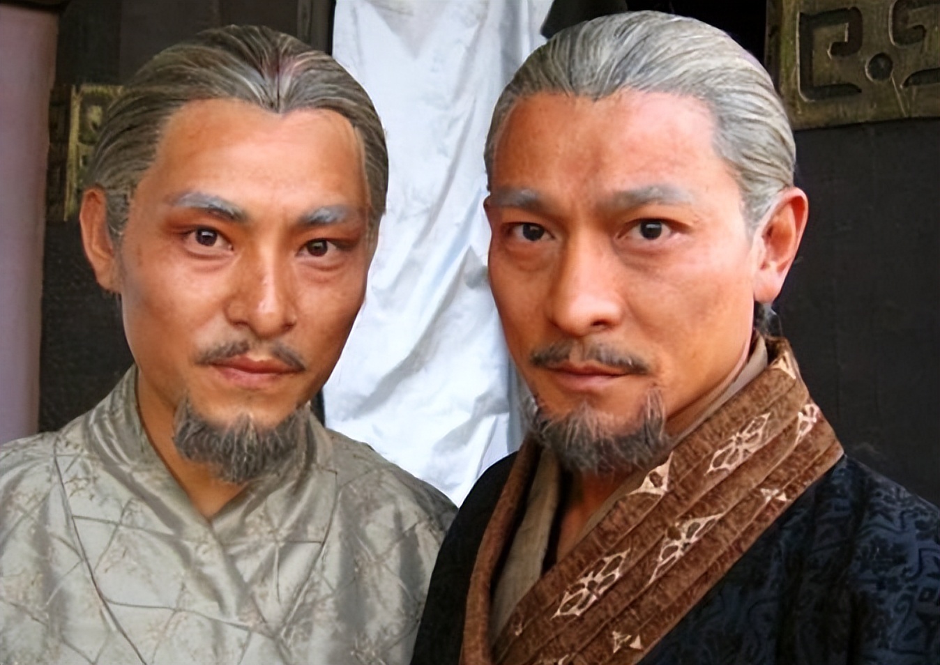 明明是双胞胎却被区别对待电影,明明是双胞胎却被区别对待的电影