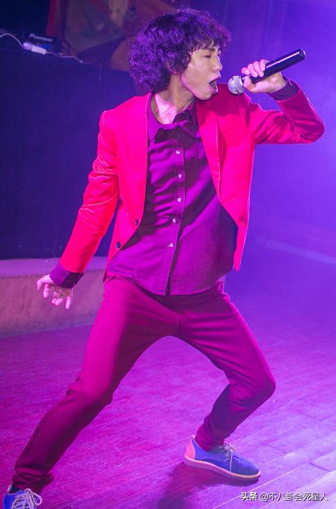 自以为很红，其实耍大牌都没人理，这8位明星简直尴尬又可笑