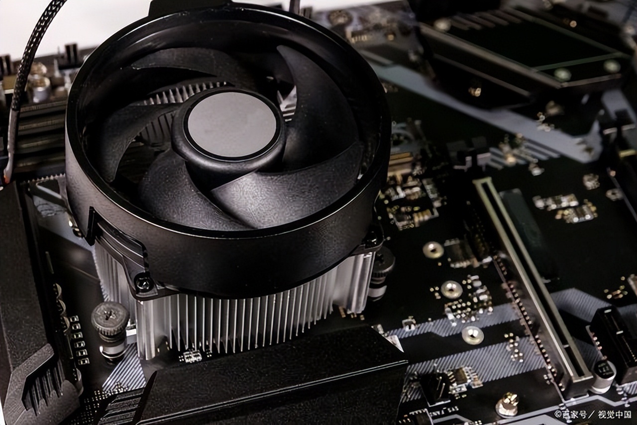 电脑cpu温度多少算比较正常的,笔记本cpu温度很高不是散热问题