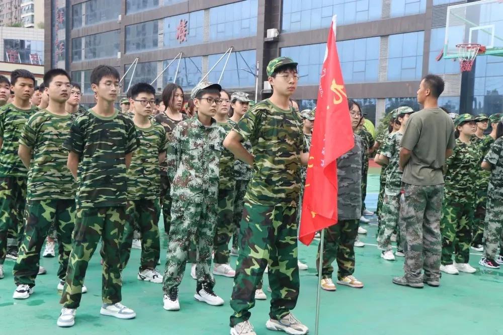 新徽实验学校军训2021,迷彩青春不负韶华军训