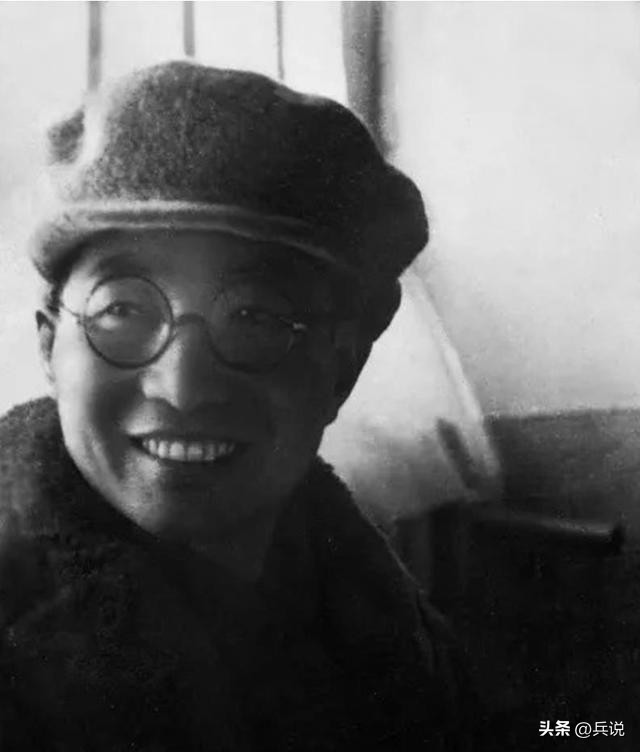 开国将帅谁最懂人情世故？*伯承刘**点评两人，陈赓排第二