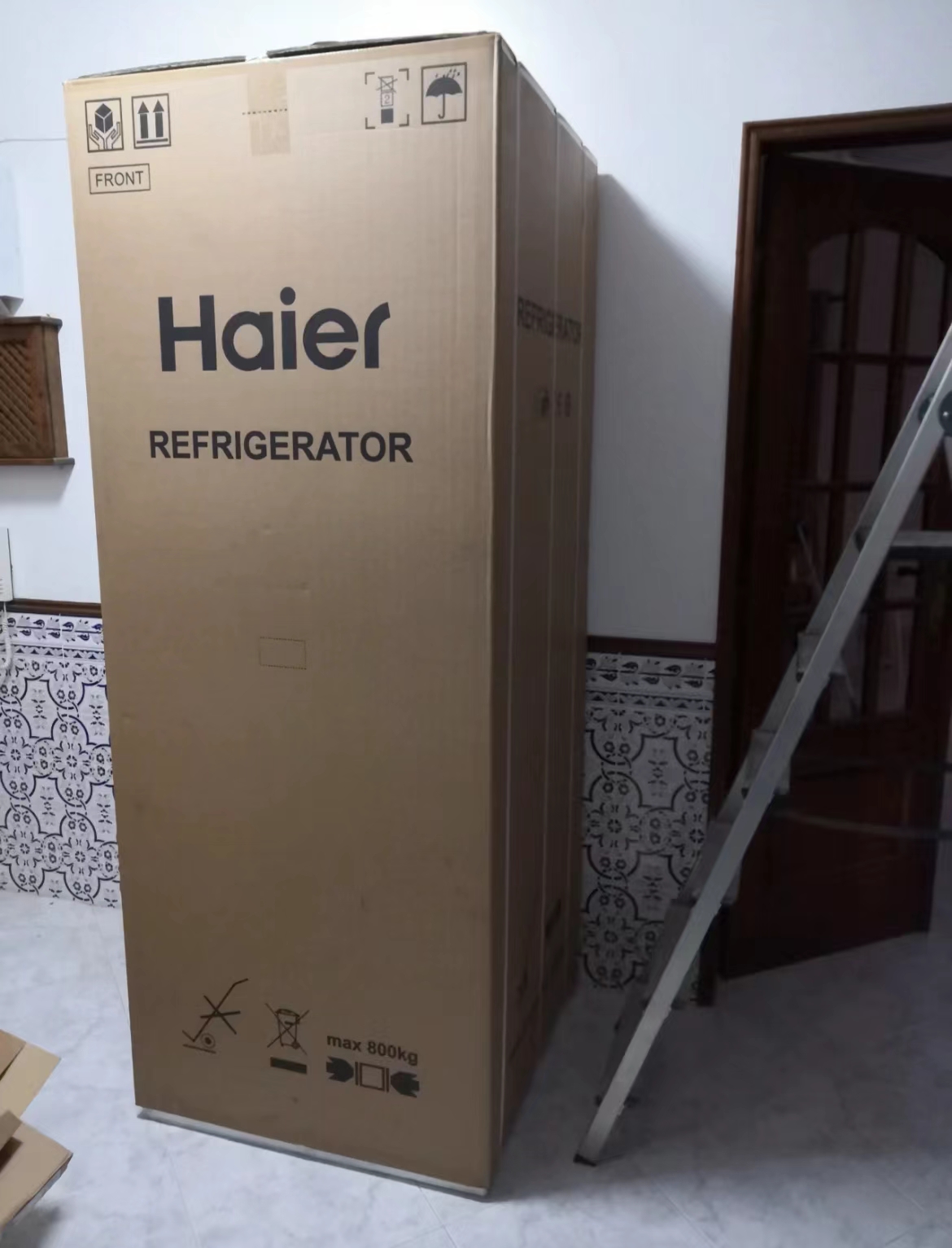 新房没入住冰箱能先搬进去吗,房子没长期住人买多大冰箱合适