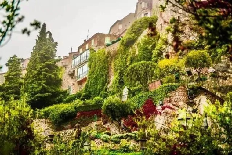 专栏｜地中海峭壁上的千年风华——法国埃兹小镇