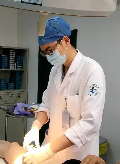 25岁包皮过长有必要手术吗,成年人包皮过长的患者多不多