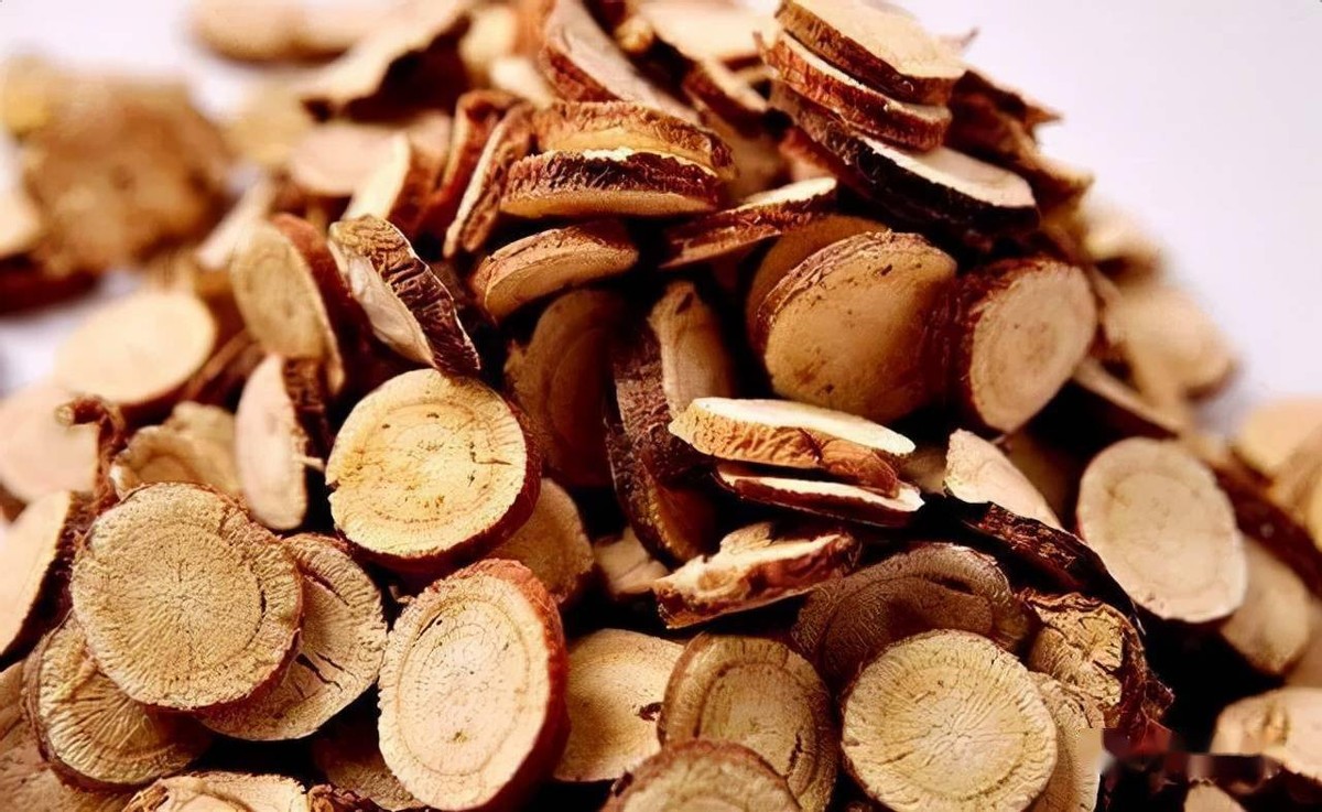 中医治疗痞满经验方1则--暖肝温胃，散寒降浊，行气消痞