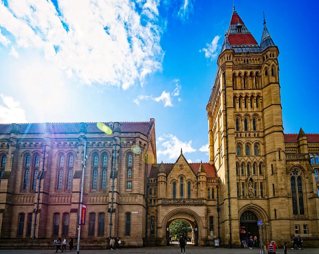 英国大学生申请难度,这两所英国大学申请门槛大幅提高