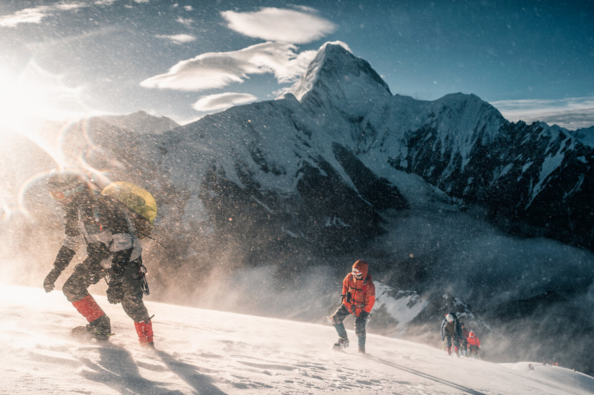 高原反应头痛按摩可以缓解吗,高原反应血氧93仍出现头晕头痛