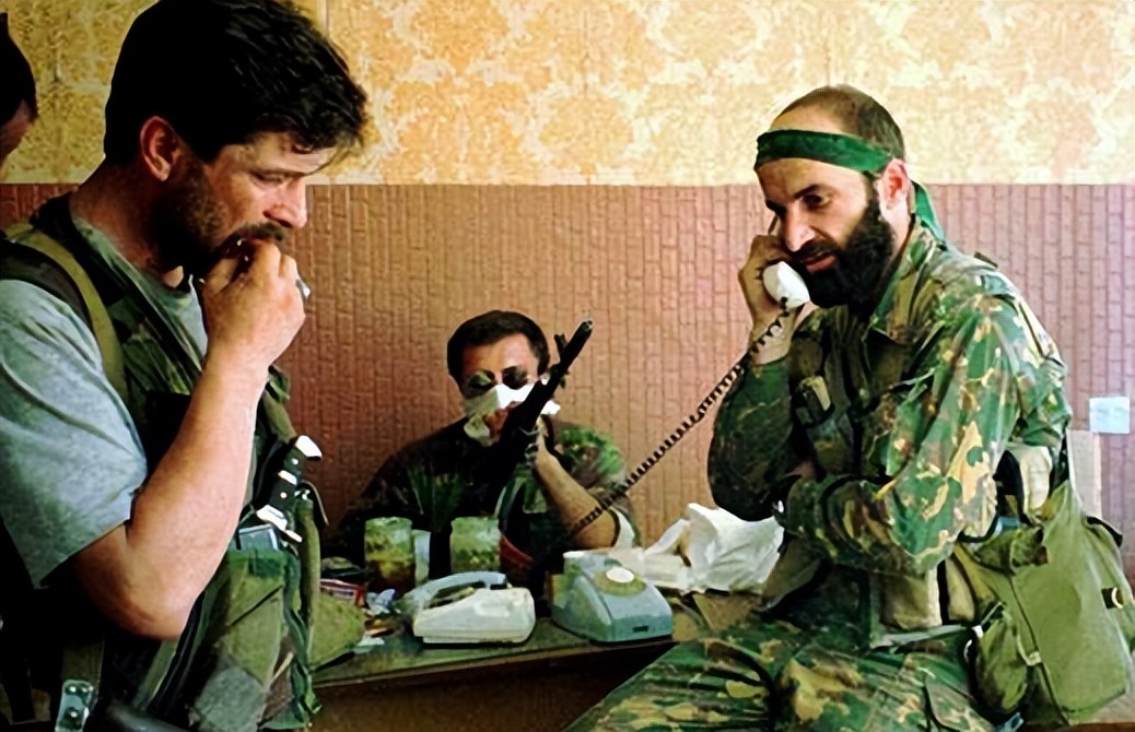 真实俄罗斯车臣战争视频,俄罗斯和车臣的战争真实视频