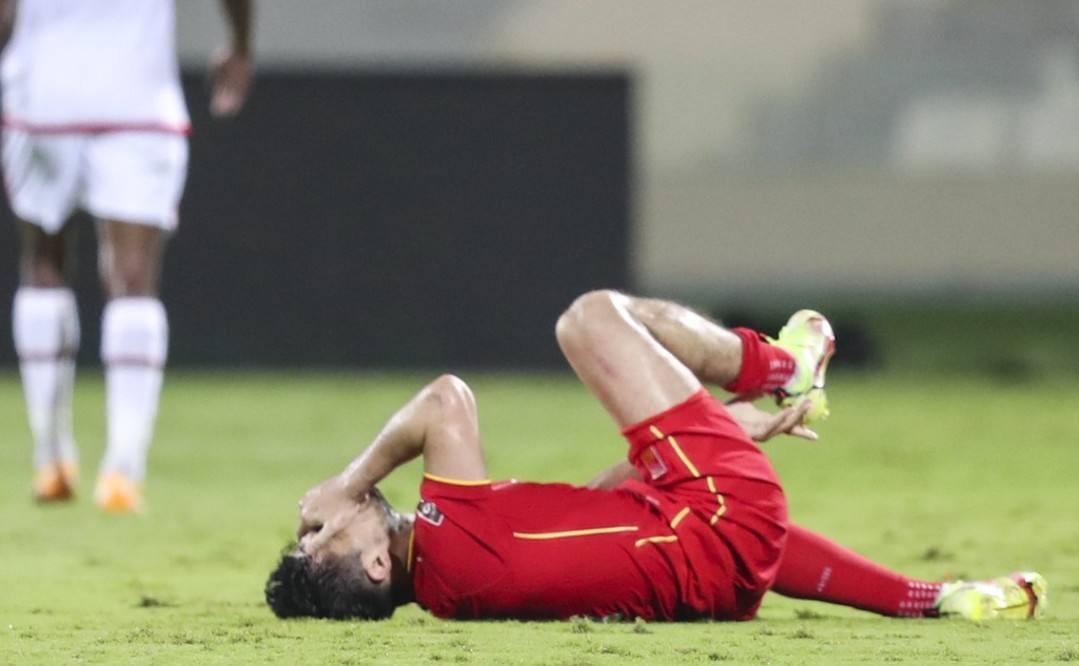 9种足球场上最容易忽略的问题,球场上躲球