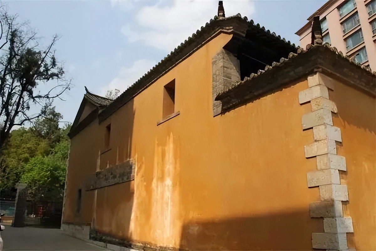 昆明市里哪些餐厅好吃又实惠,昆明100家餐厅名单