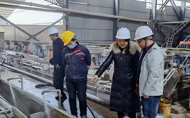 巾帼花开尽芳菲——记宜春学院教授、宜春市科技特派员谢芳