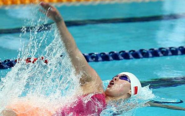 游泳运动员“难言”的秘密：男女比赛前都需要“刮胡子”