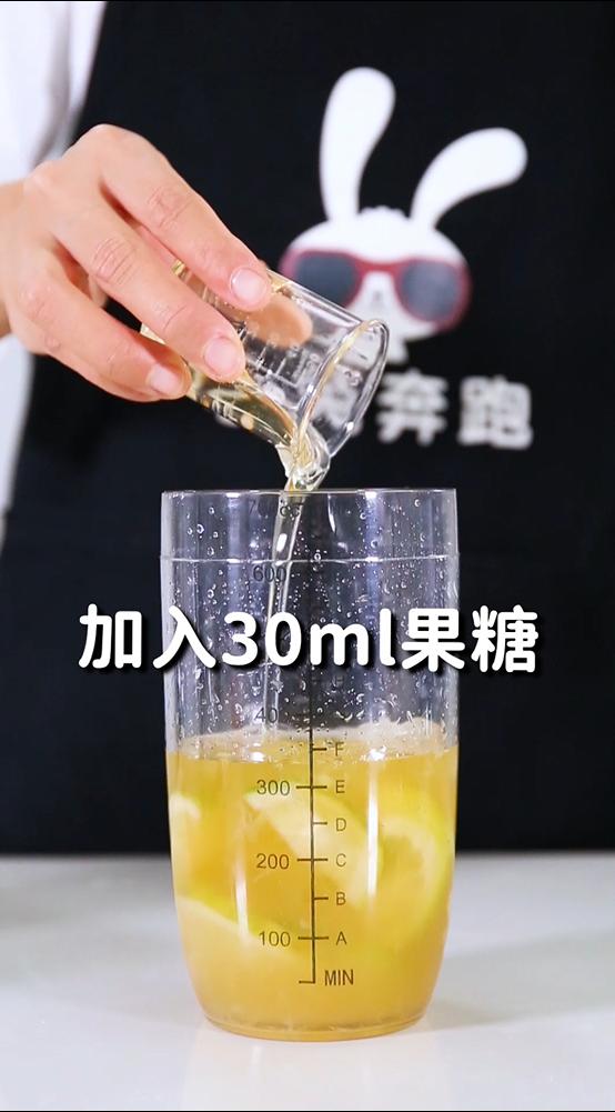 青提柠檬茶制作方法家庭版,爆柠奶茶配方