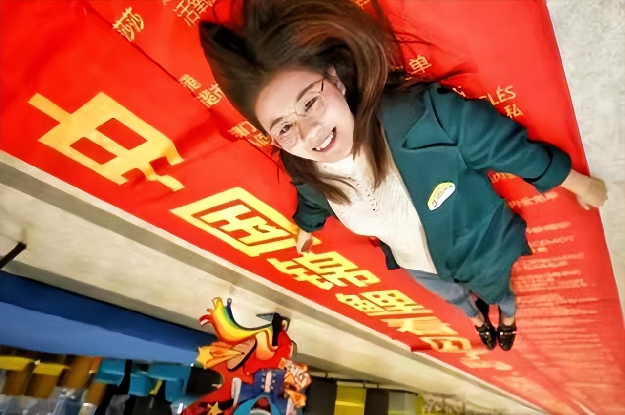 支付宝1亿锦鲤女孩现状,支付宝锦鲤大奖后续