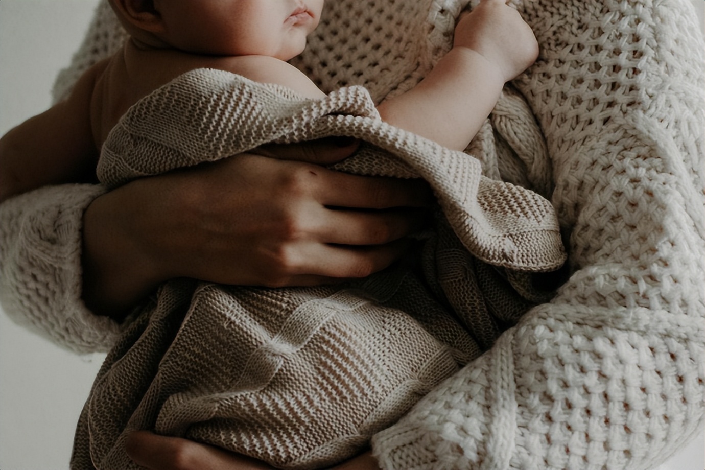 孕妇产检羊水穿刺全过程,孕妈检查羊水