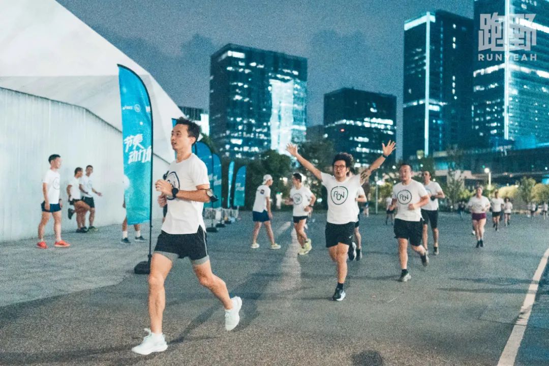 asics亚瑟士gel-quantumfest,asics亚瑟士折扣活动